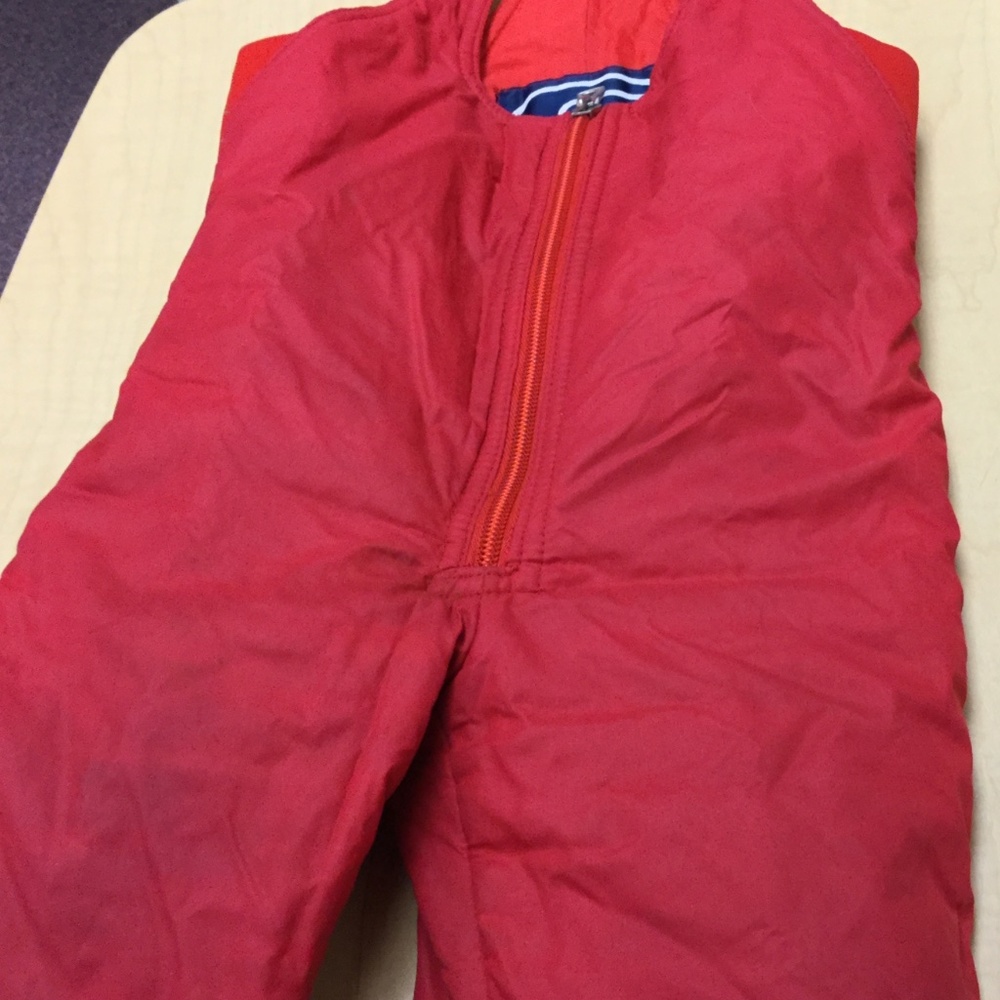Vintage girls ski pants from 1970.  Bell buttons  size 8T made in France Faramaz